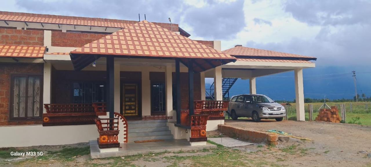Lakshmi Illam Near Isha Yoga Adiyogi Apartment Alandurai Ngoại thất bức ảnh